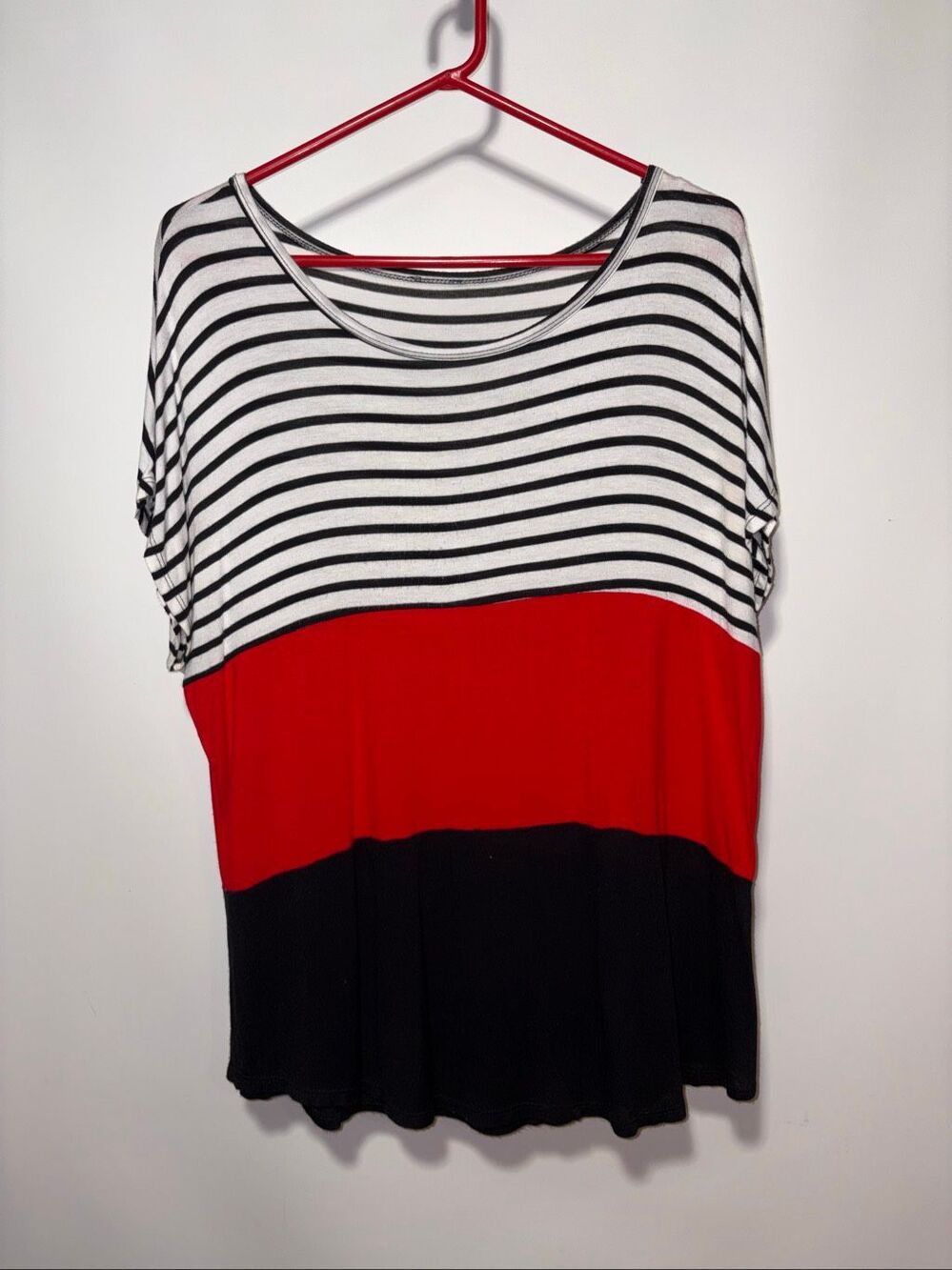 Striped lite sweater